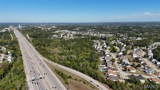 $650,000 | 1 Hickory Square Parkway, Arnold, MO 63010