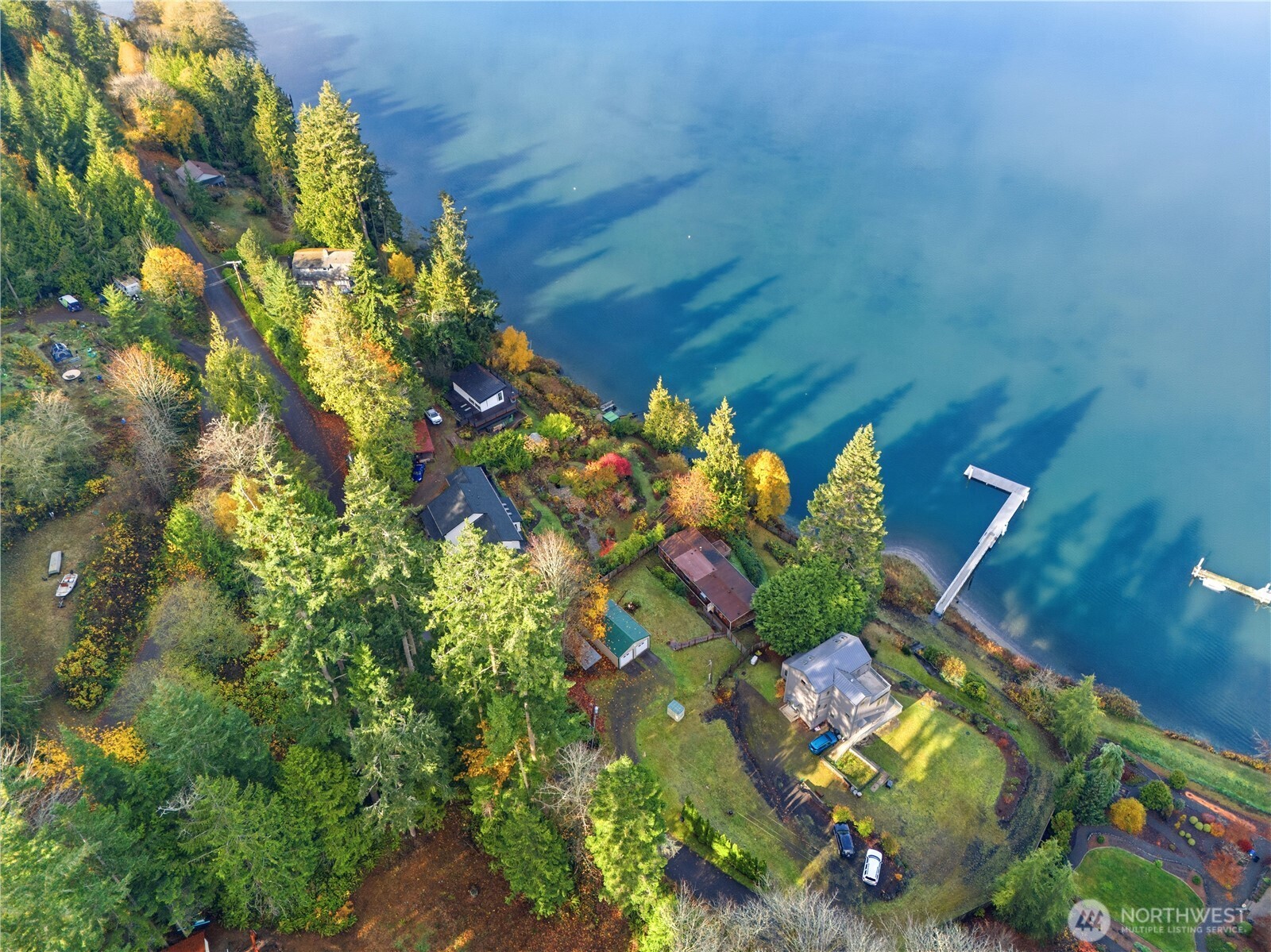 813 Fairmount Road Port Townsend, WA 98368 - Photo 29 of 30 a picture of flowers