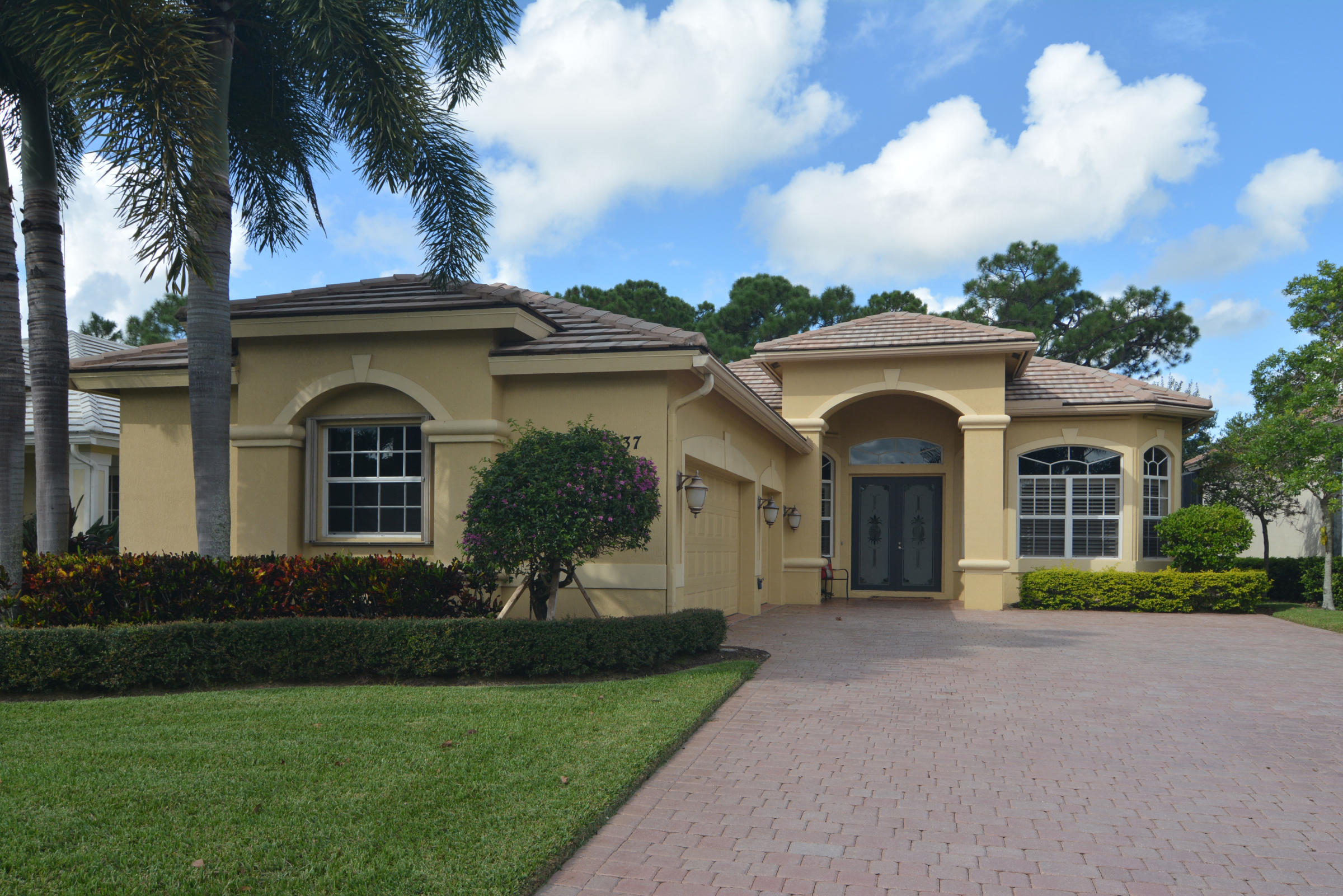 8837 First Tee Road Port St. Lucie, FL 34986 - Photo 1 of 58 (101)
