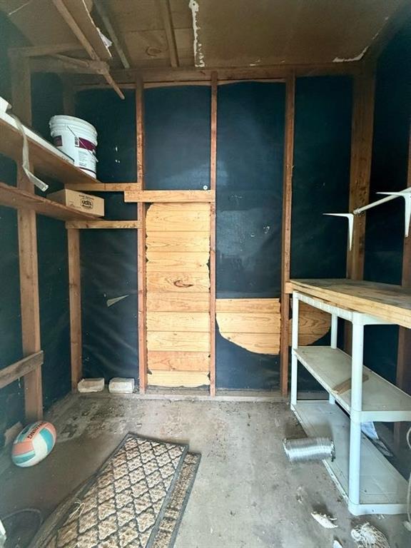 312 North Ave B Springtown, TX 76082 - Photo 5 of 21