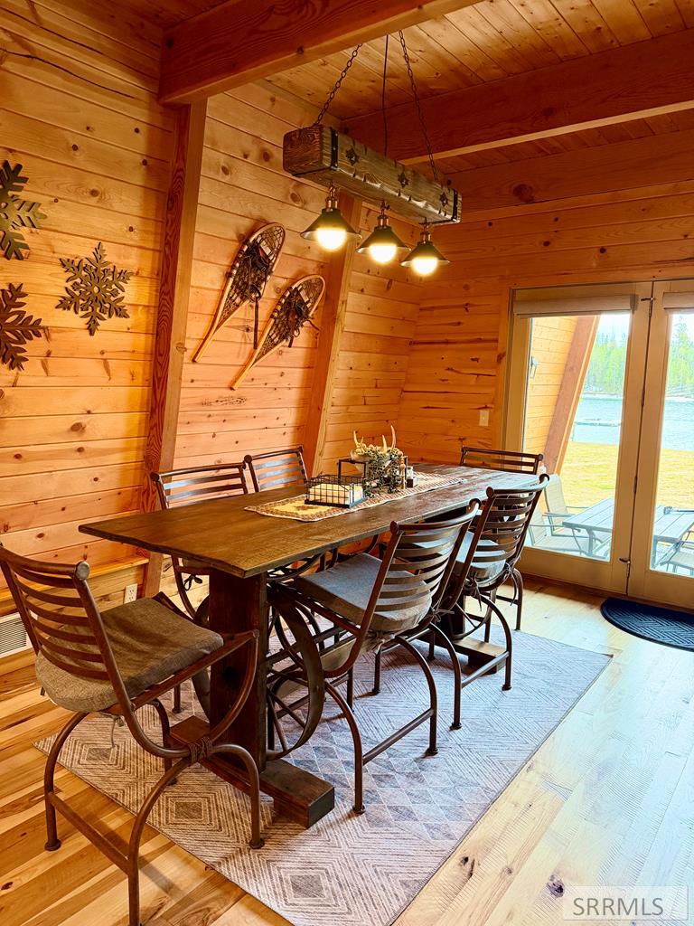 3776 Snake River Road Island Park, ID 83429 - Photo 11 of 74 Dining Area