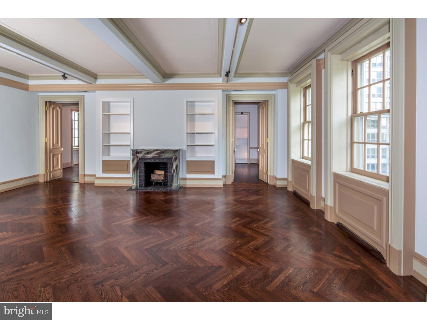 1900 Rittenhouse Square, Unit 5A Philadelphia, PA 19103 - Photo 3 of 15 Living Room