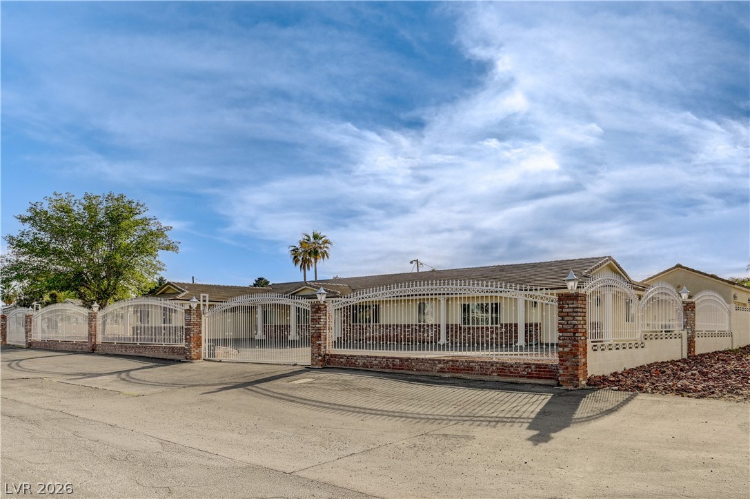 3015 El Camino Road Las Vegas, NV 89146 - Photo 2 of 79