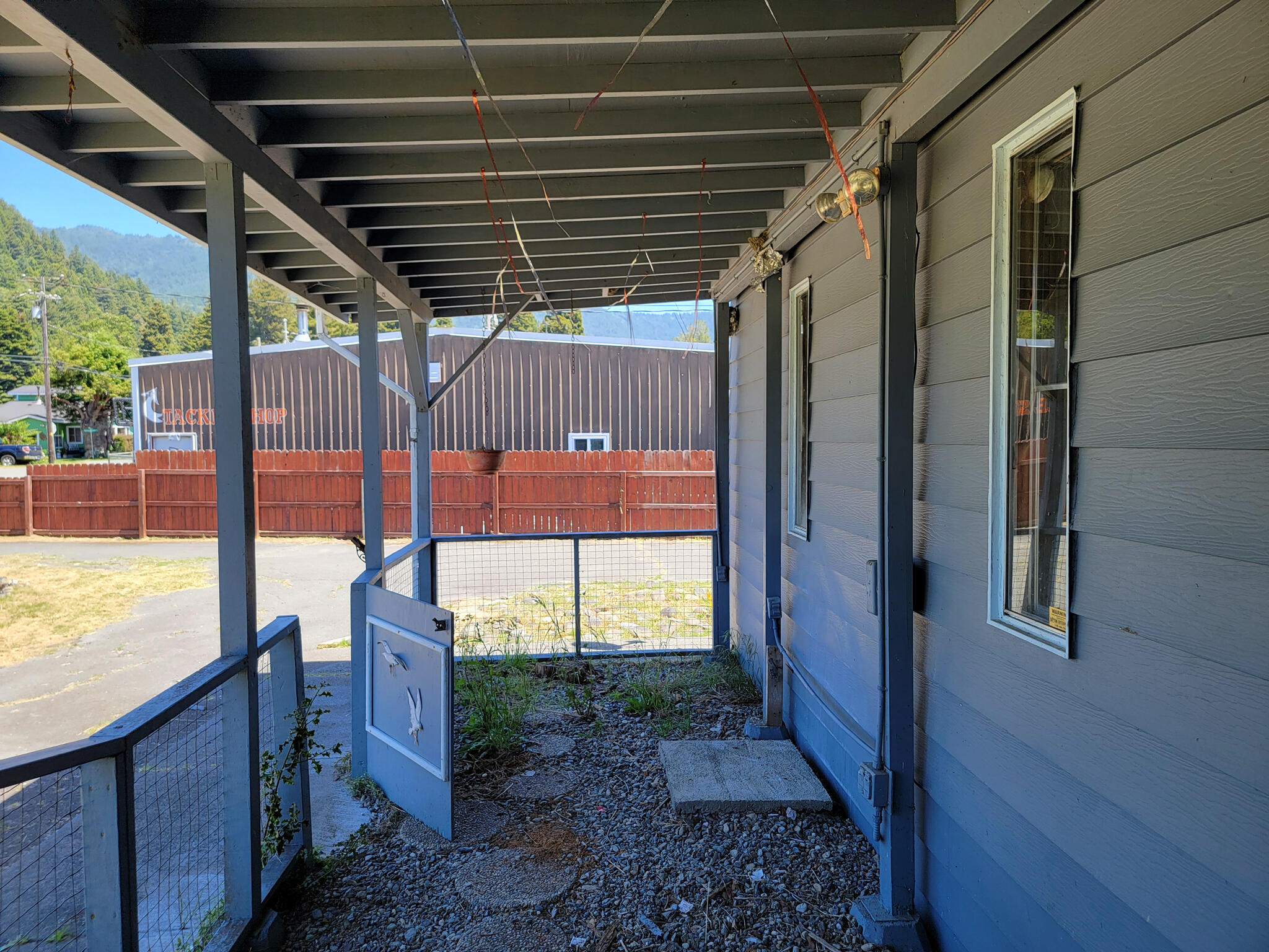 390 Terwer Riffle Road Klamath, CA 95548 - Photo 5 of 34