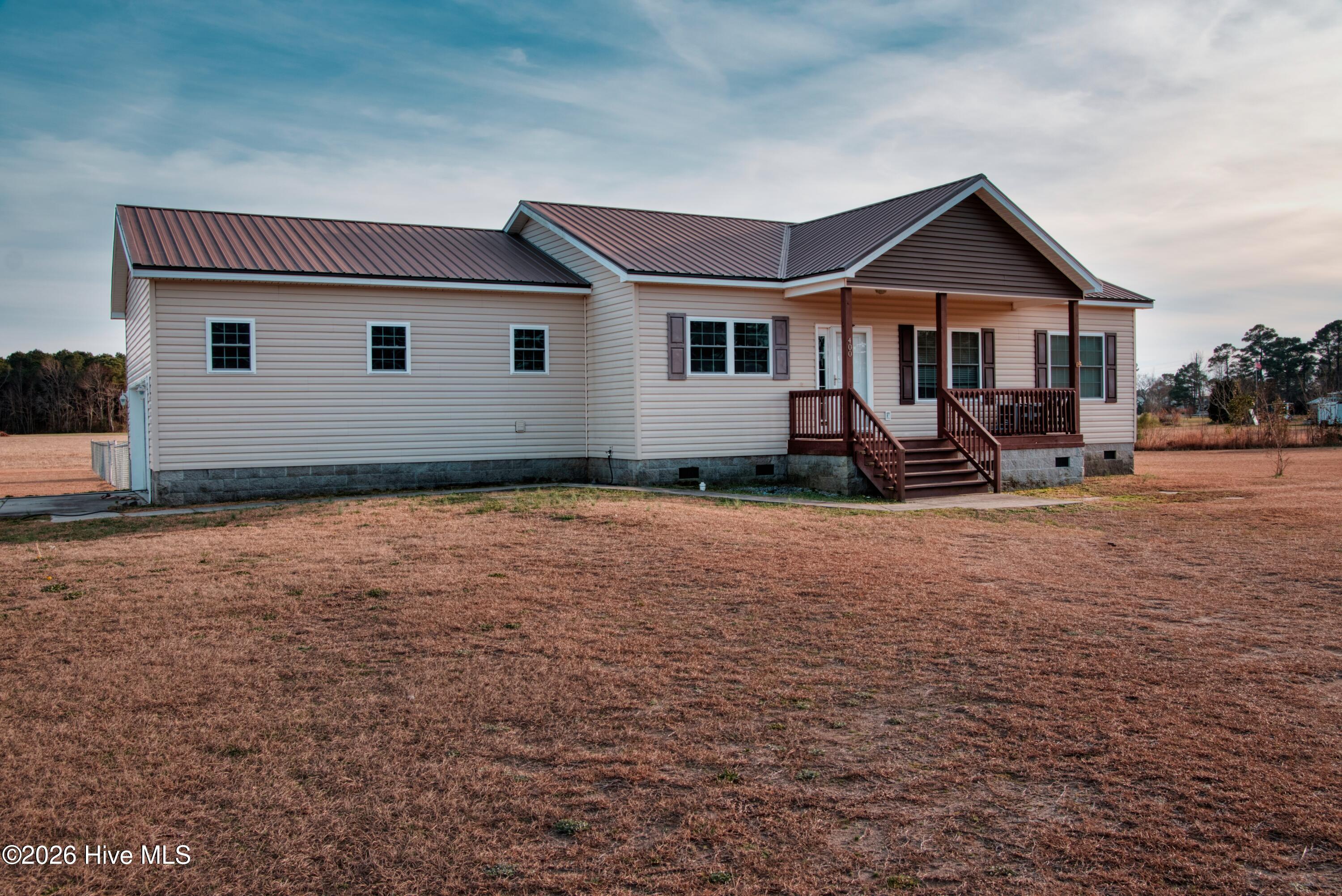 400 Whitehouse Fork Road Peletier, NC 28584 - Photo 5 of 13 400 White House Fork Rd_RED03131_Exterio