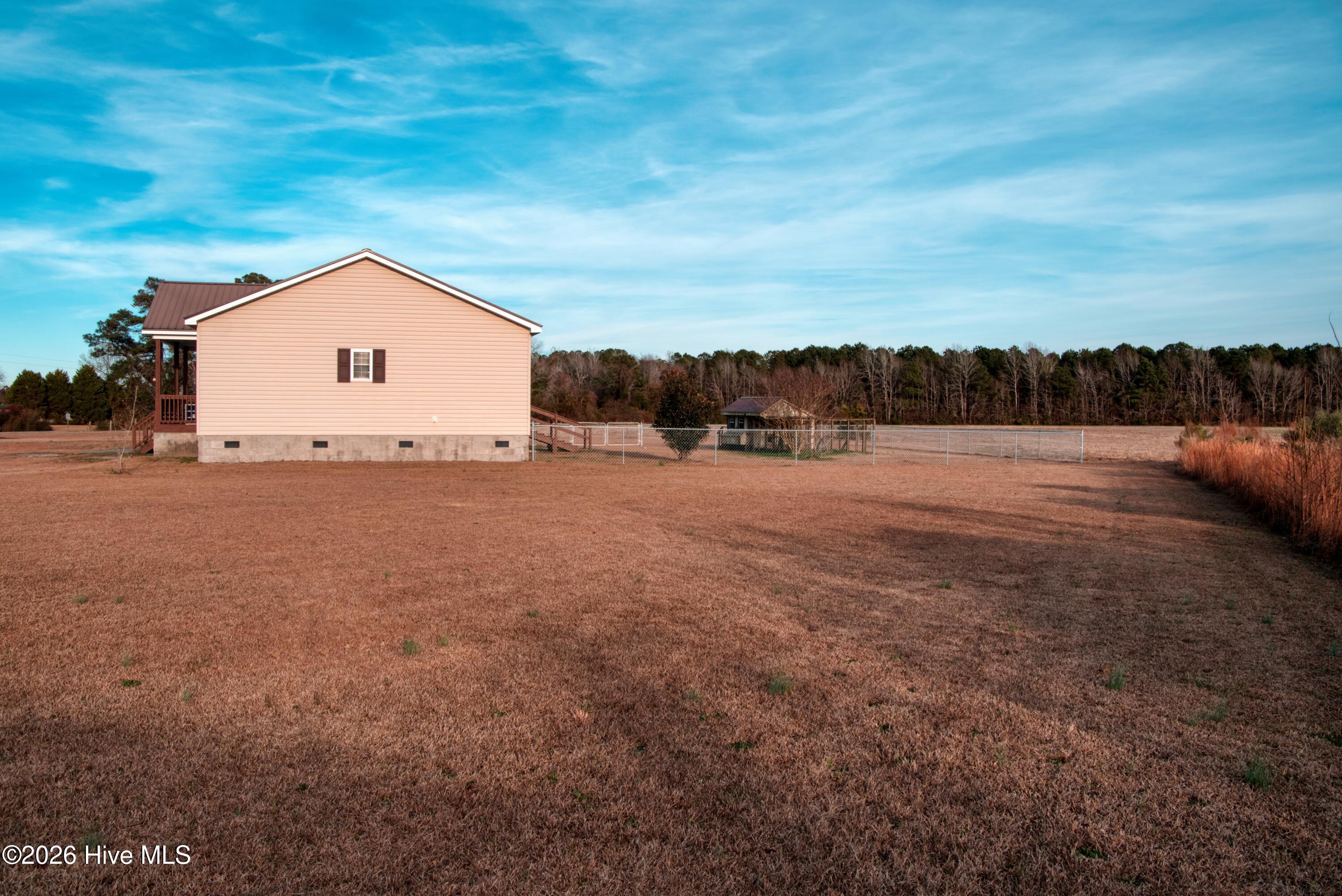 400 Whitehouse Fork Road Peletier, NC 28584 - Photo 6 of 13 400 White House Fork Rd_RED03166_Exterio