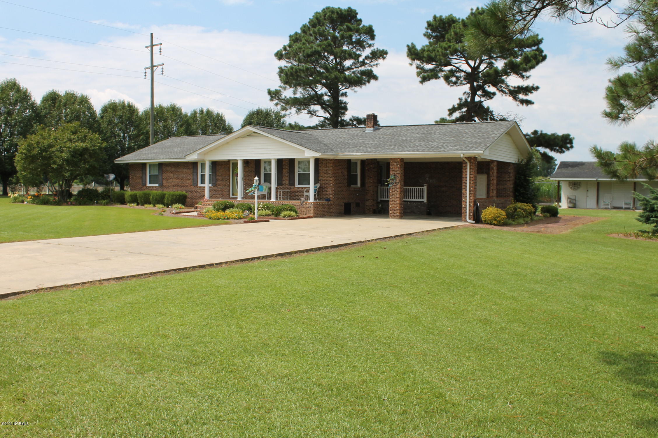 30 Roseland Road Chadbourn, NC 28431 - Photo 1 of 68 IMG_4641