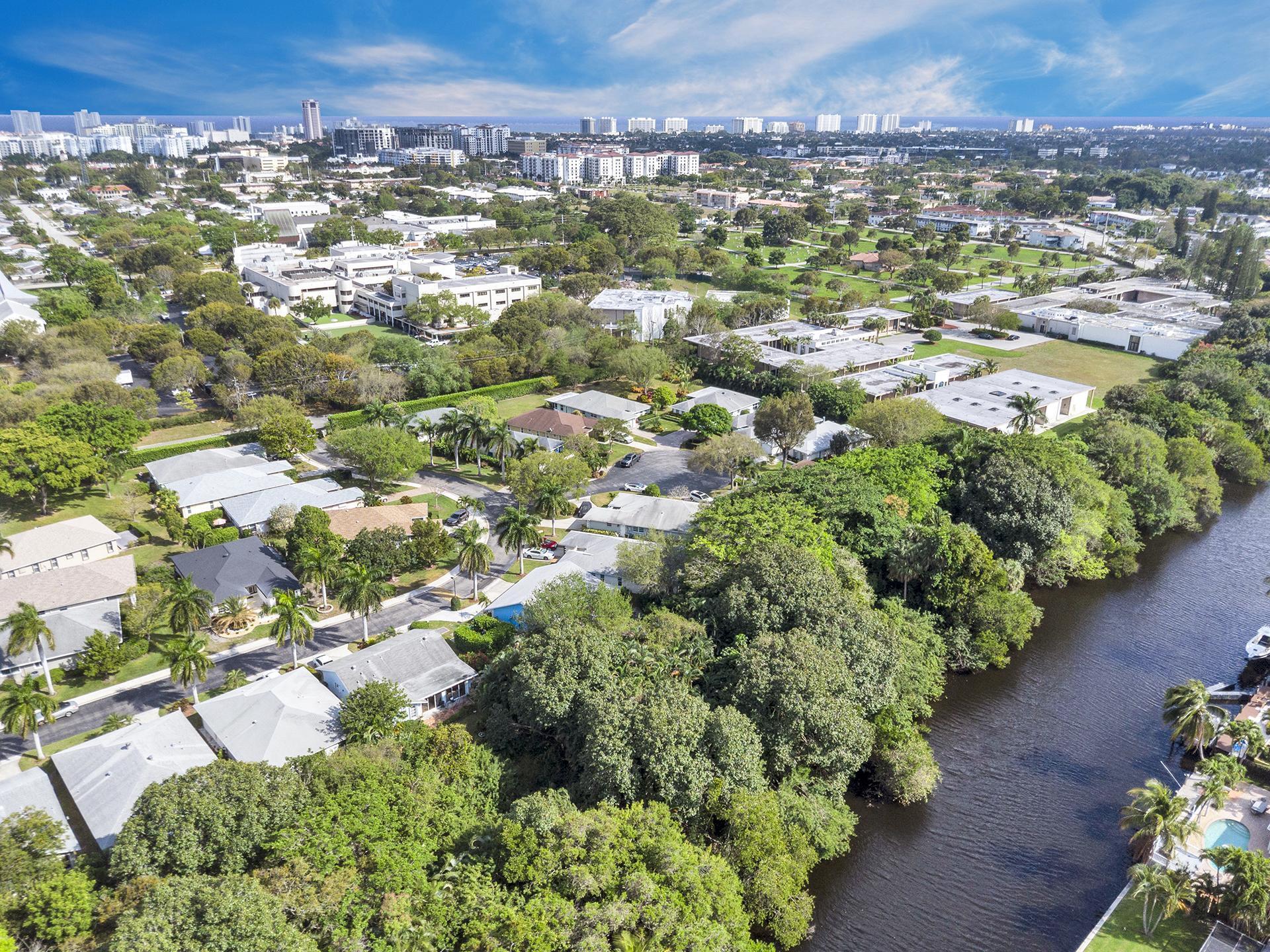 301 Del Rio Boulevard Boca Raton, FL 33432 - Photo 36 of 37 East Boca location