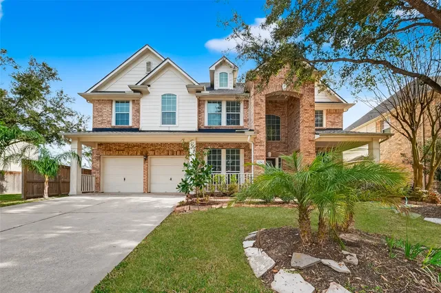 $559,900 | 2211 Signal Hill Drive, Pearland, TX 77584