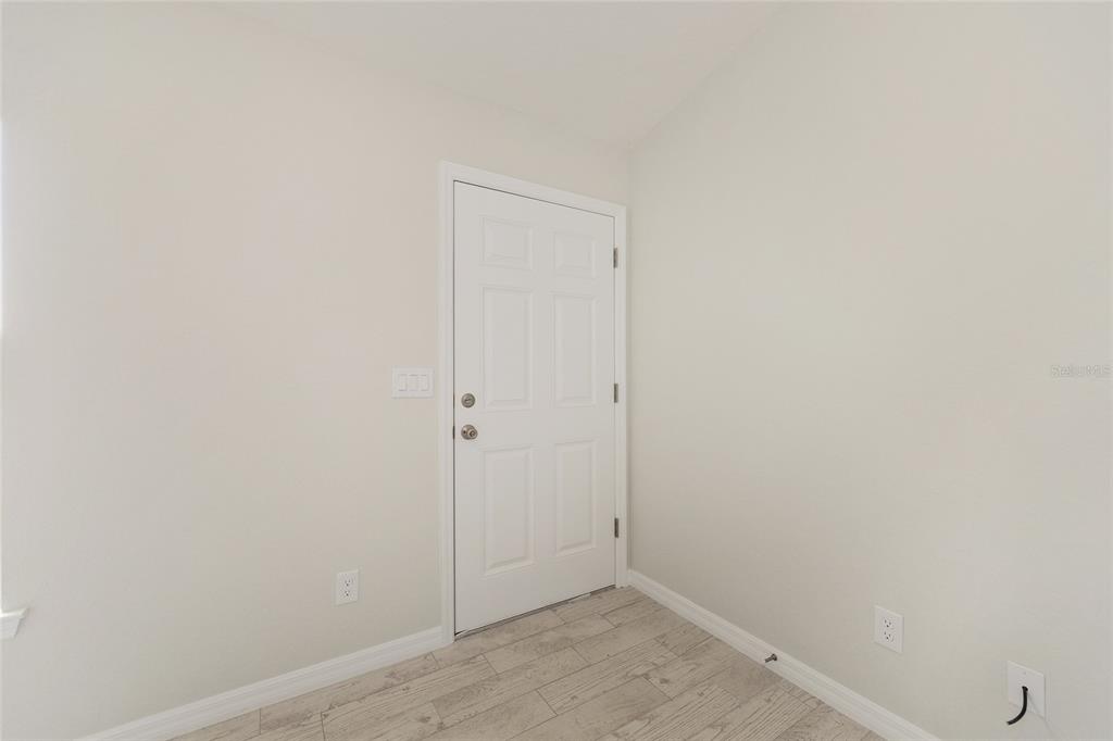 29 Olive Cir Loop Ocala, FL 34472 - Photo 13 of 49 a view of small space