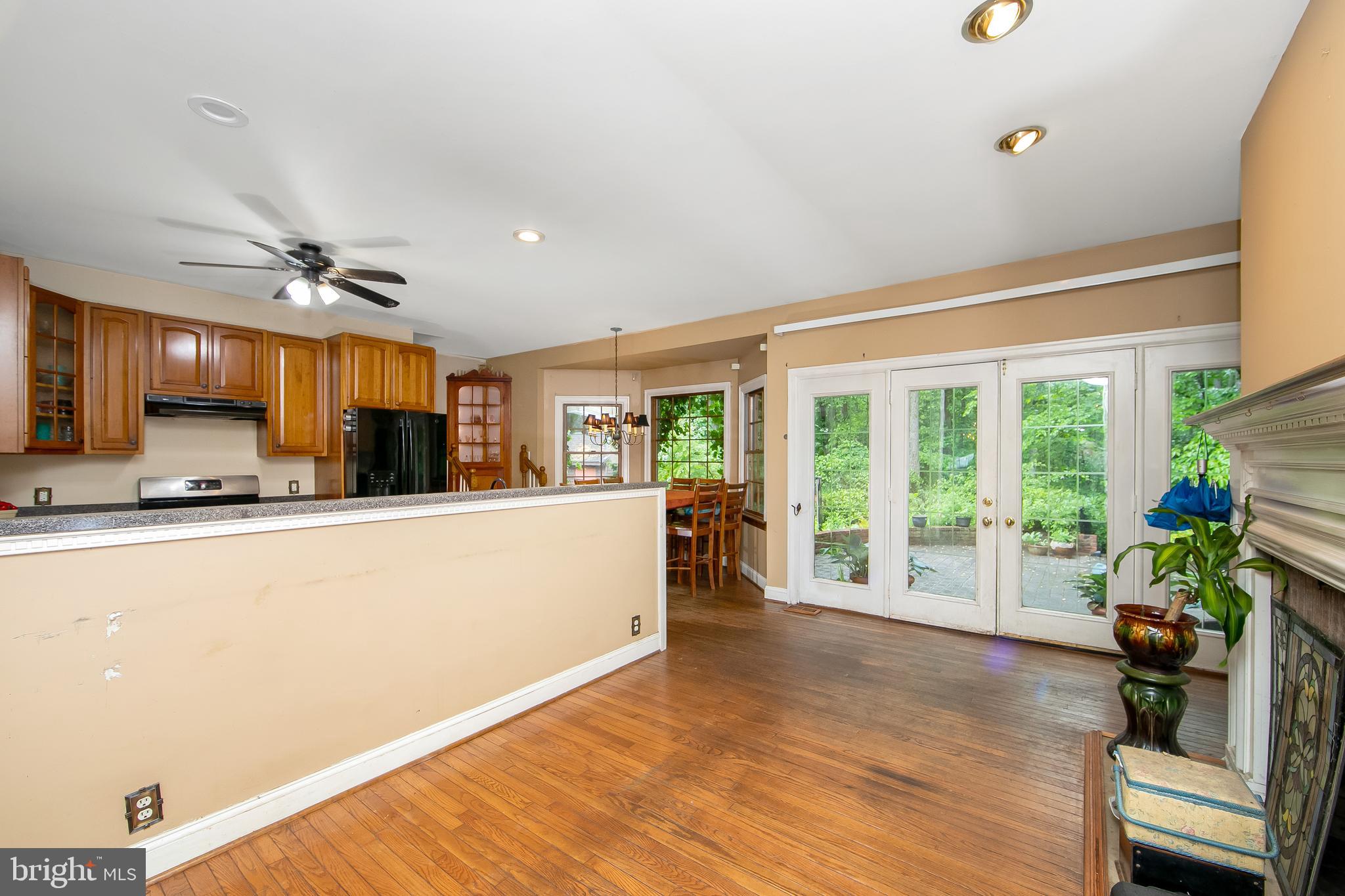 51 E Road Gibbsboro, NJ 08026 - Photo 20 of 42 a view of a living room
