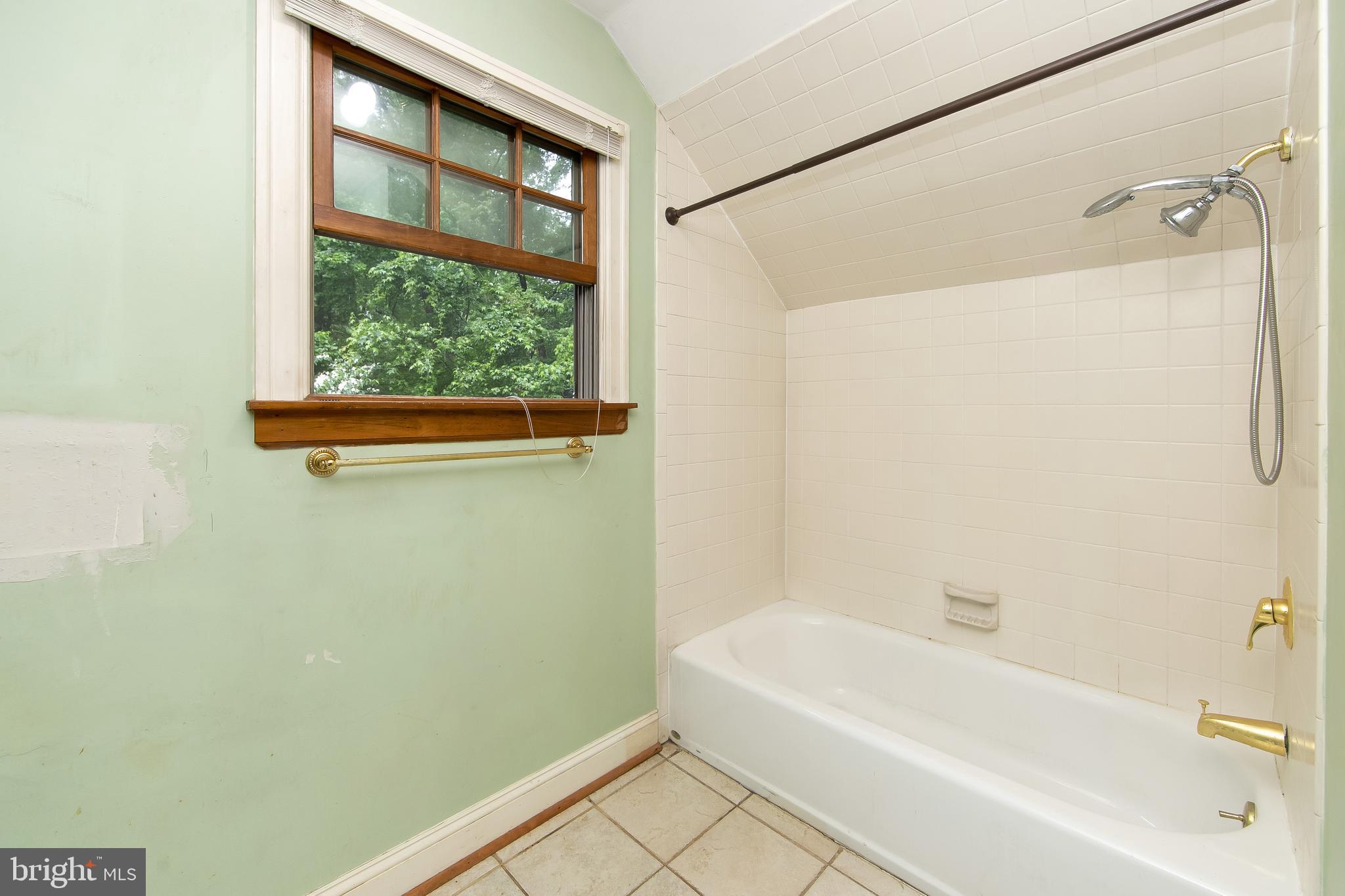 51 E Road Gibbsboro, NJ 08026 - Photo 35 of 42 a bathroom with a bathtub and a shower