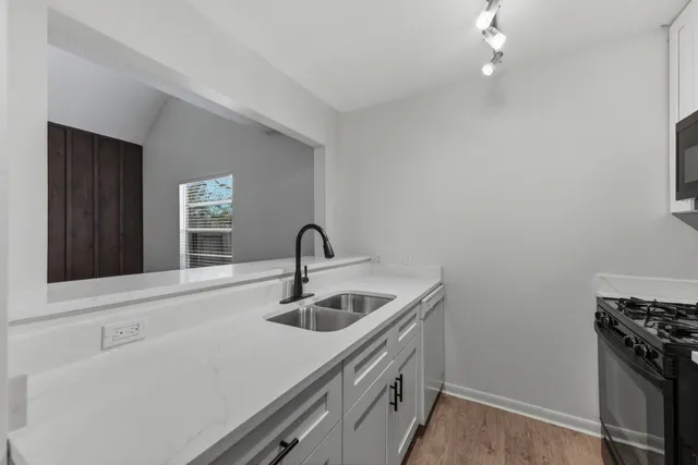 $539,000 | 2711 St Edwards Circle, Austin, TX 78704