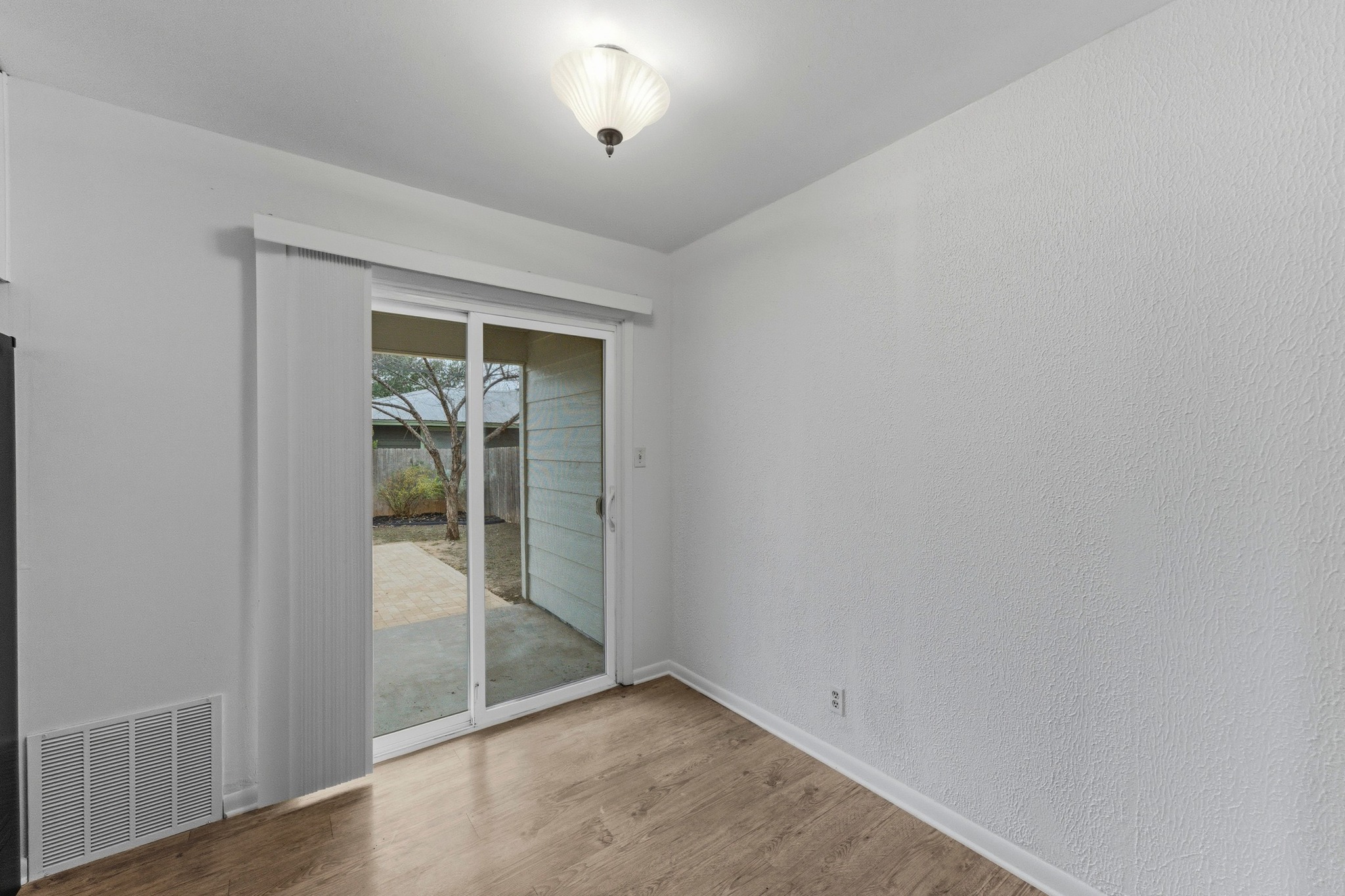 2711 St Edwards Circle Austin, TX 78704 - Photo 27 of 40 Again, these units have new sliders.