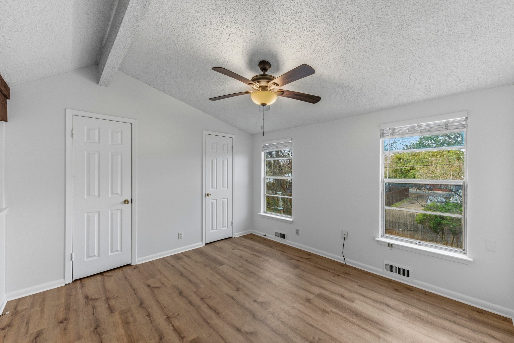 2711 St Edwards Circle Austin, TX 78704 - Photo 29 of 40 Lots of light and good closets.