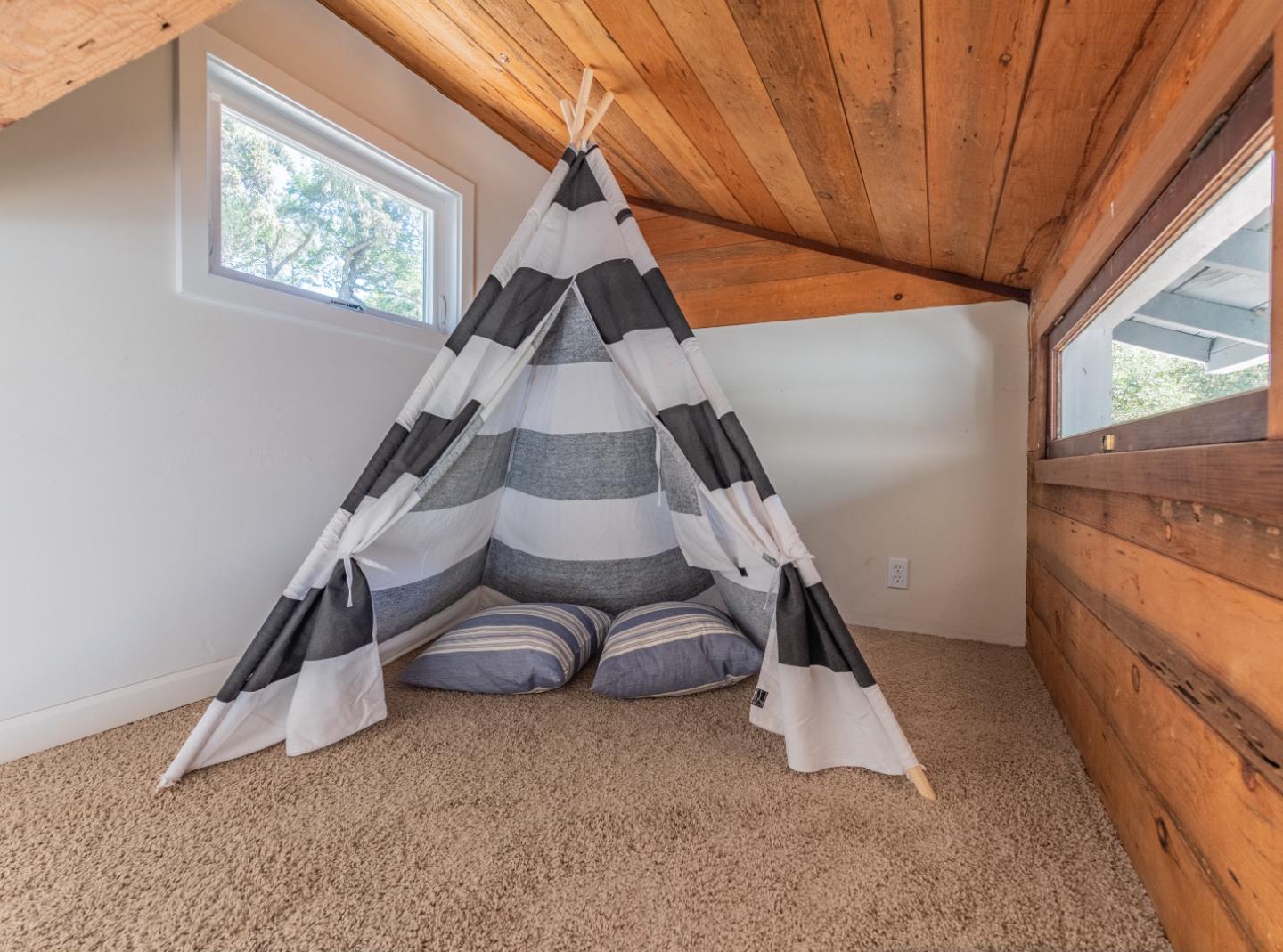 349 Canham Road Scotts Valley, CA 95066 - Photo 12 of 34 Gallery Image 12