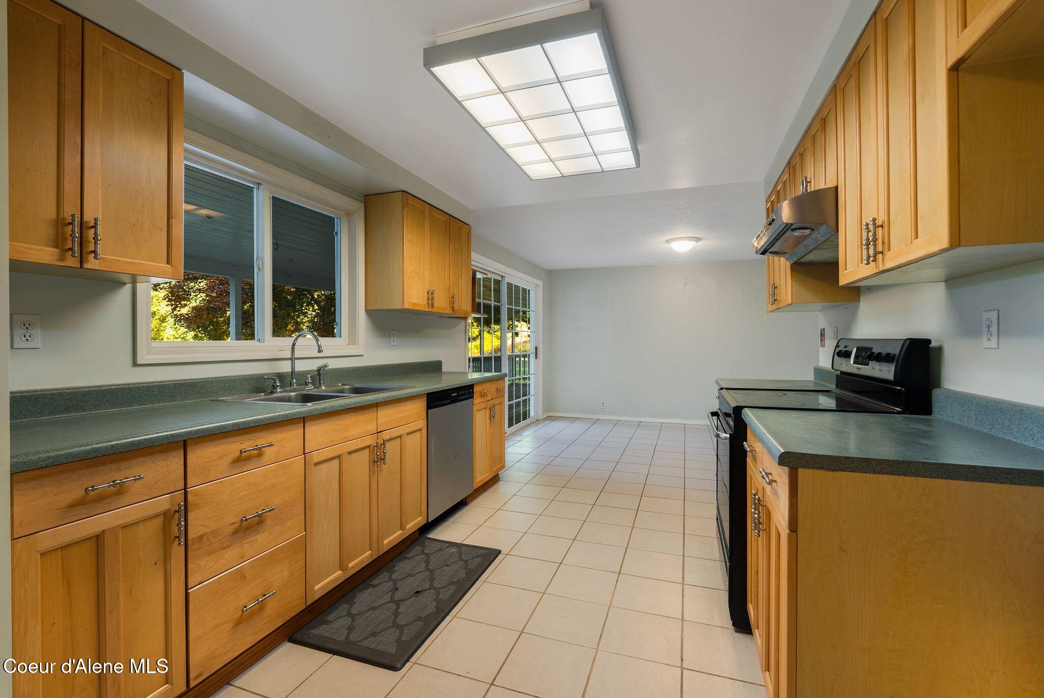 55 Trotter Lane Sandpoint, ID 83864 - Photo 12 of 80 Updated kitchen
