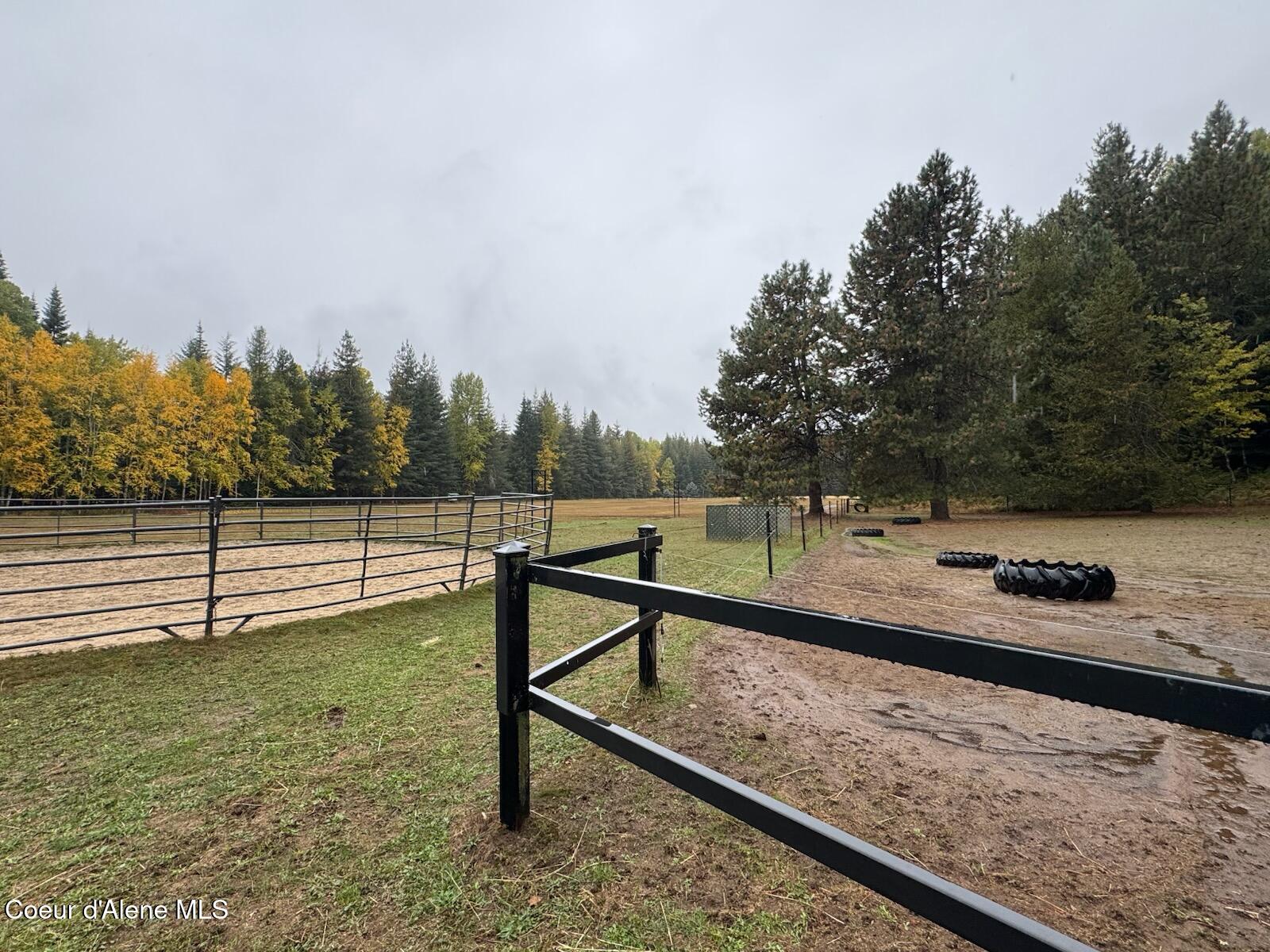 55 Trotter Lane Sandpoint, ID 83864 - Photo 20 of 80 Invisible Bayco Fencing