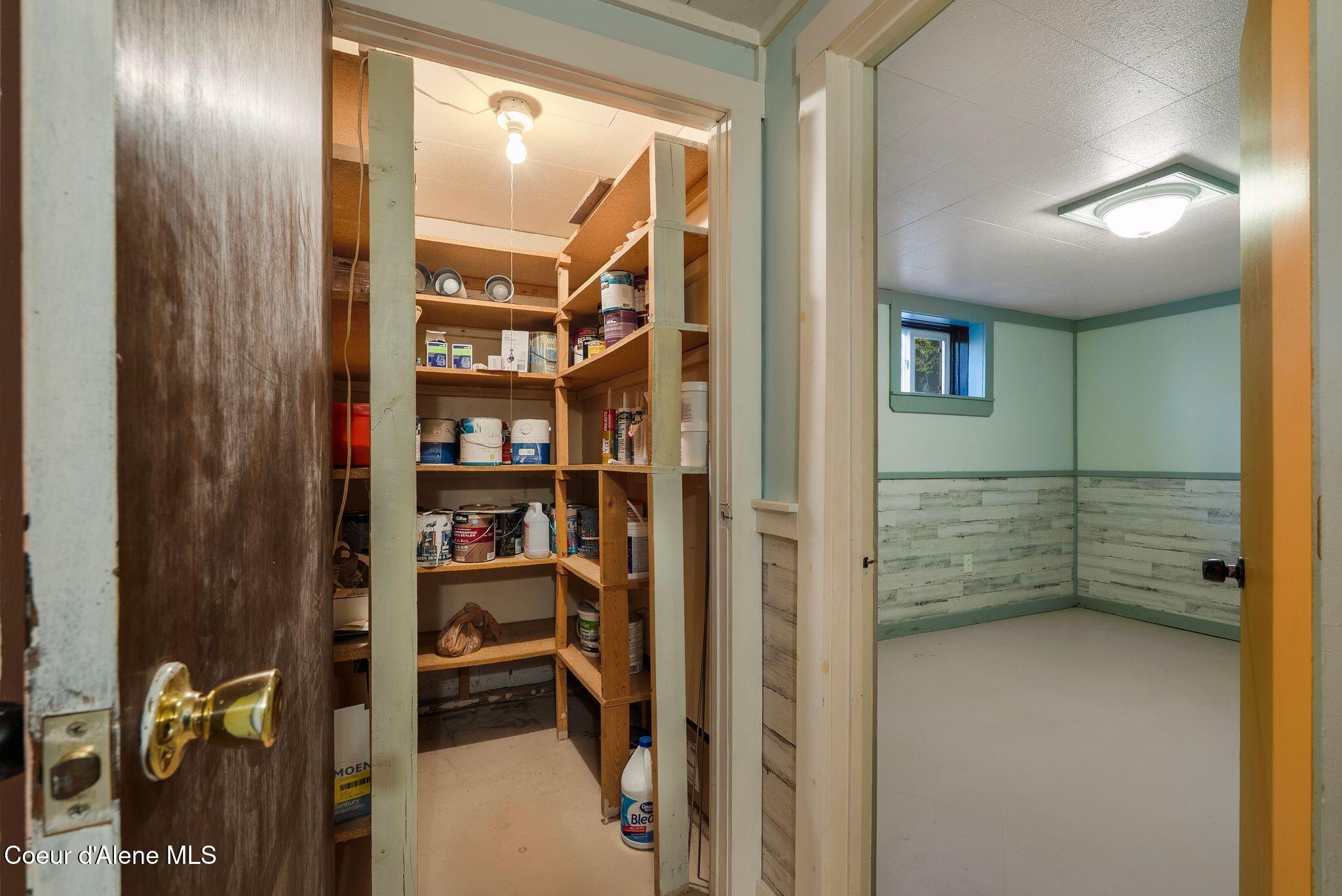 55 Trotter Lane Sandpoint, ID 83864 - Photo 49 of 80 Storage closet