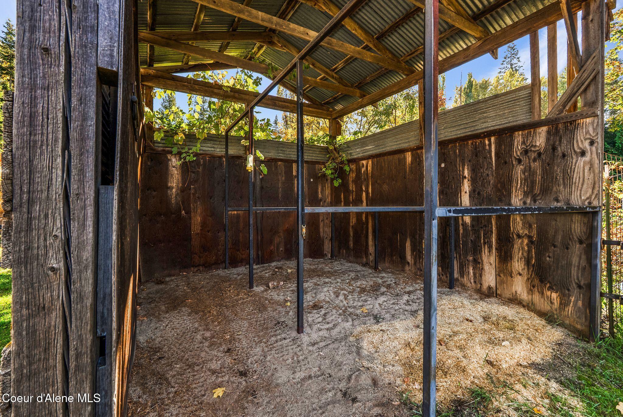 55 Trotter Lane Sandpoint, ID 83864 - Photo 53 of 80 Grooming shed