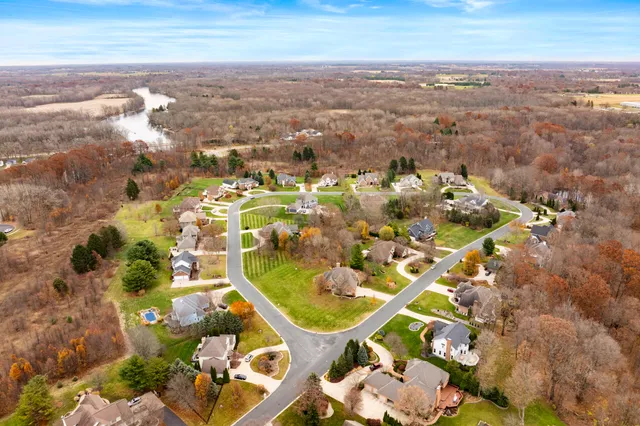 $750,000 | 3184 Wyndwicke Drive, St. Joseph, MI 49085