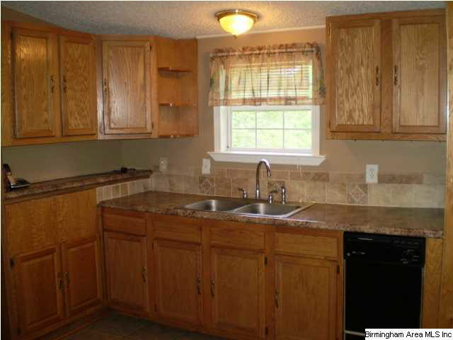 654 Smith Ridge Way Odenville, AL 35120 - Photo 8 of 31