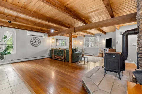 $764,900 | 11 Windsor Boulevard, Londonderry, NH 03053