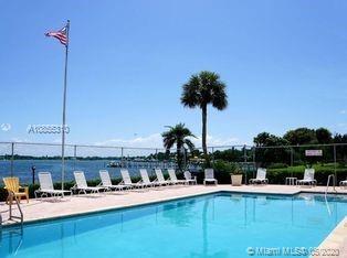 825 Center Street, Unit 2D Jupiter, FL 33458 - Photo 1 of 28 Gallery Image 1