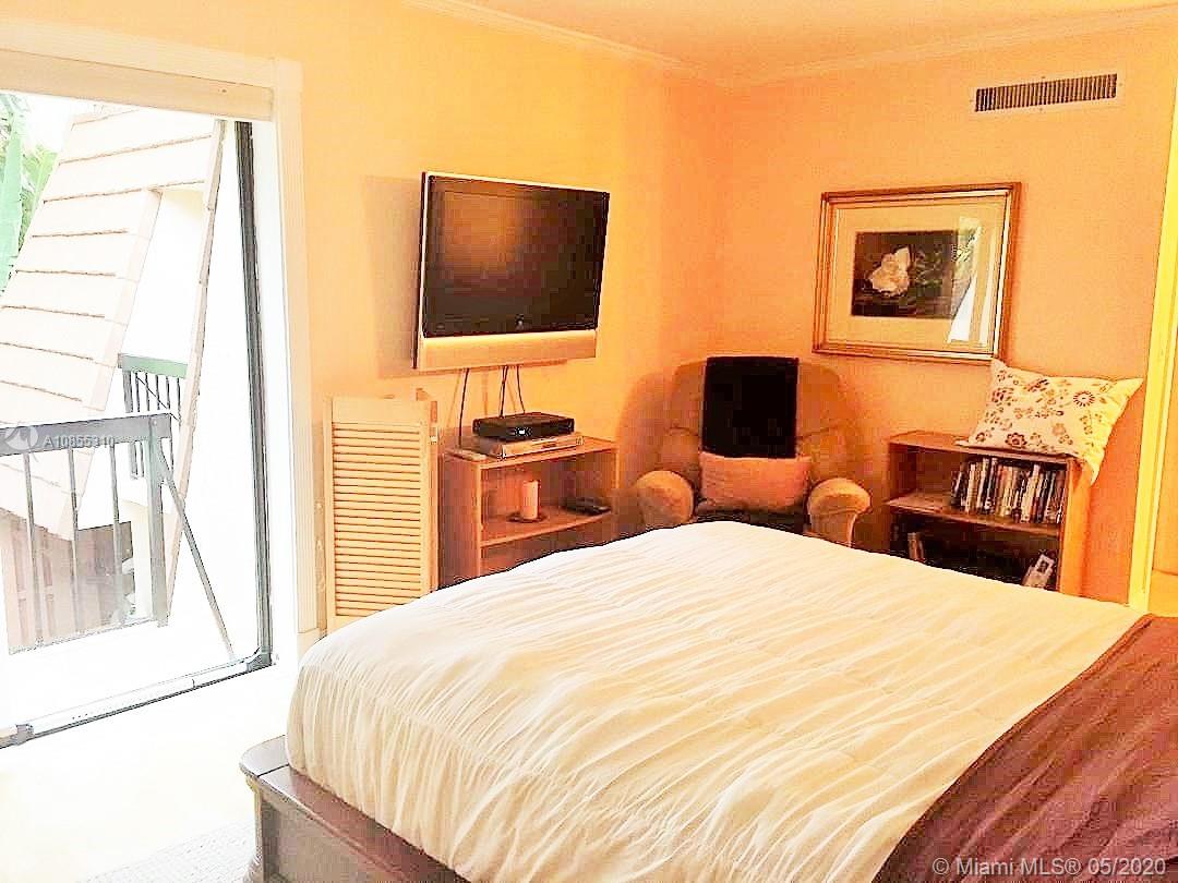 825 Center Street, Unit 2D Jupiter, FL 33458 - Photo 15 of 28 Gallery Image 15
