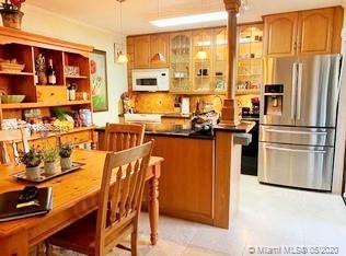 825 Center Street, Unit 2D Jupiter, FL 33458 - Photo 5 of 28 Gallery Image 5