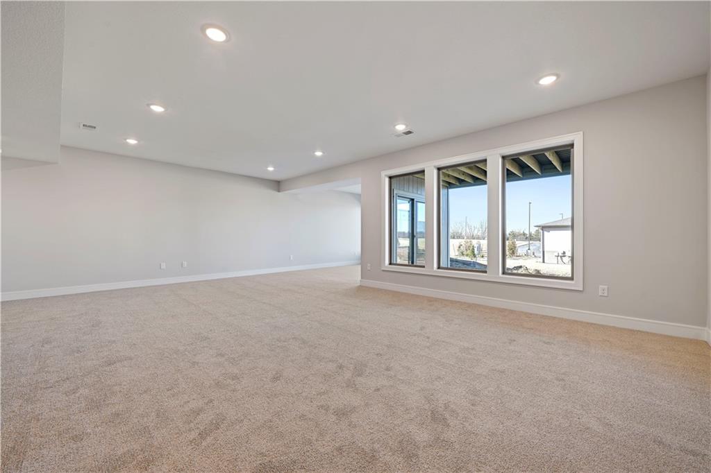 13014 South Constance Street Olathe, KS 66062 - Photo 31 of 40