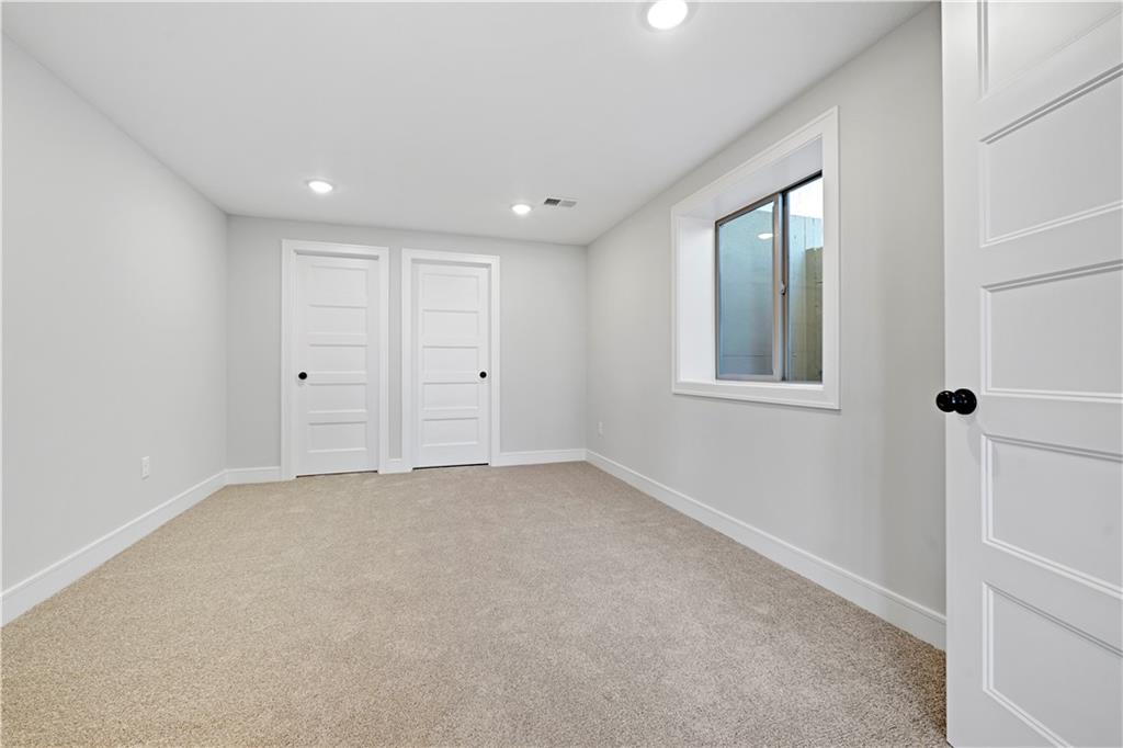 13014 South Constance Street Olathe, KS 66062 - Photo 34 of 40