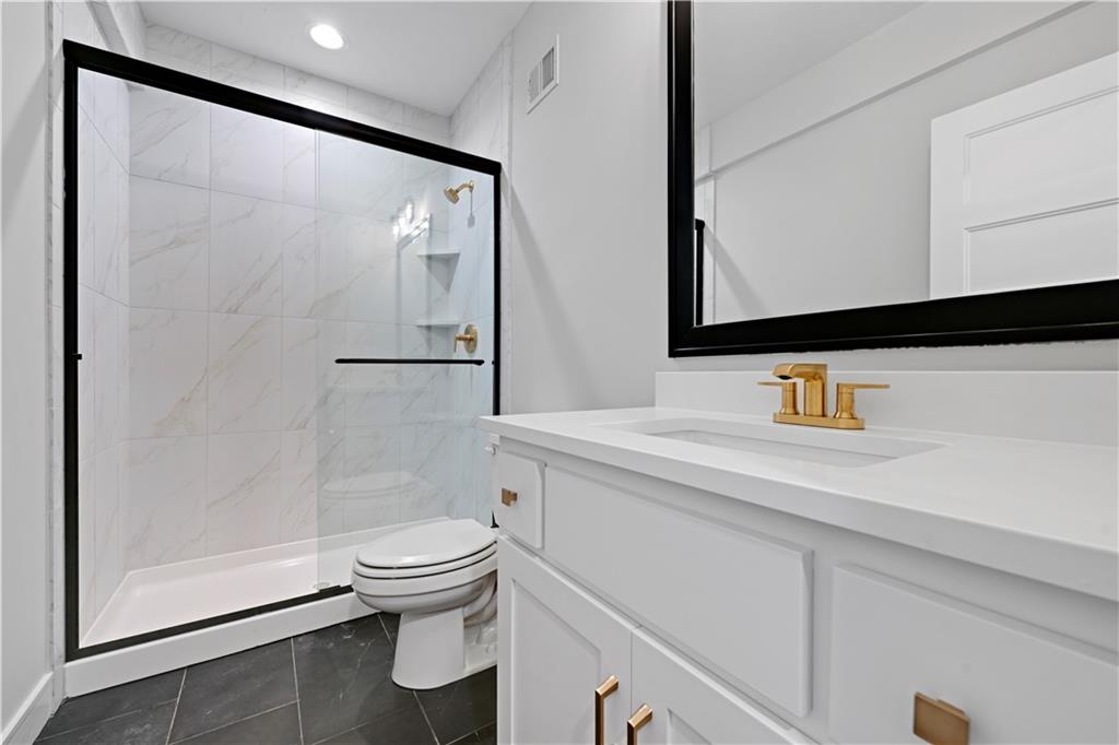 13014 South Constance Street Olathe, KS 66062 - Photo 37 of 40