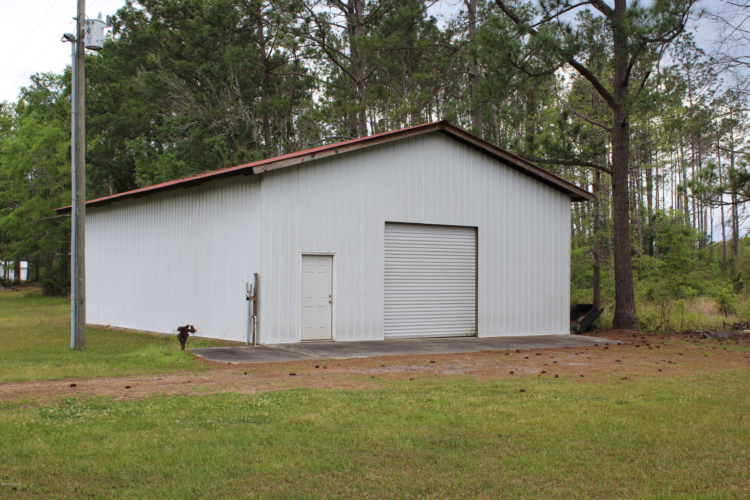 4108 Pate Pond Road Vernon, FL 32462 - Photo 4 of 9 Gallery Image 4