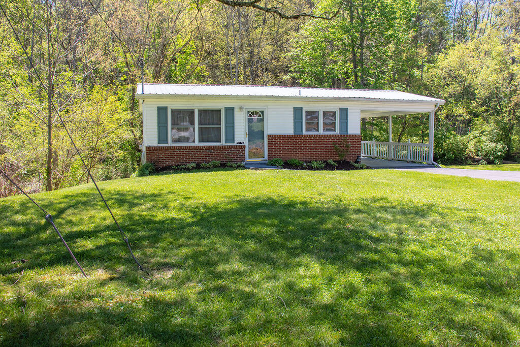 9176 Wagner Road Bristol, VA 24202 - Photo 1 of 20 IMG_3264-HDR