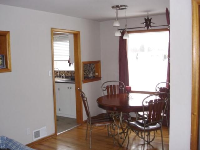 3106 North Center Road Spokane Valley, WA 99212 - Photo 3 of 9