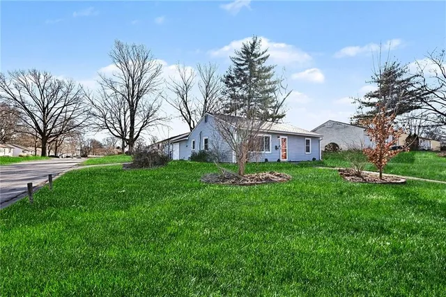 $215,000 | 6709 North Campbell Street, Kansas City, MO 64118