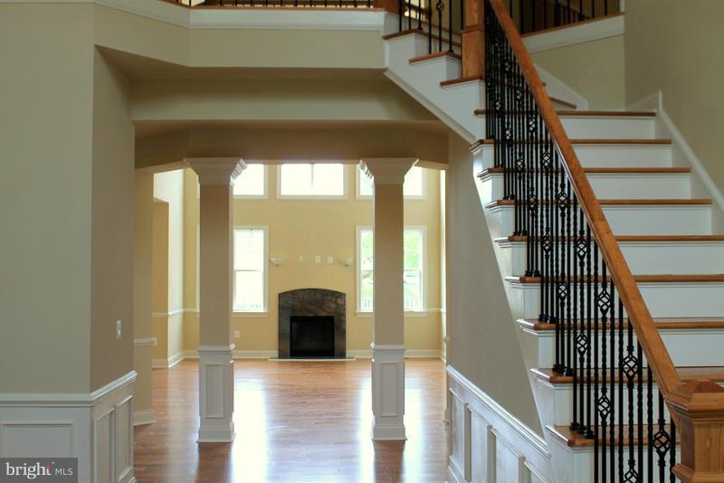 7343 Hooes Road Springfield, VA 22150 - Photo 6 of 22 Interior (General)