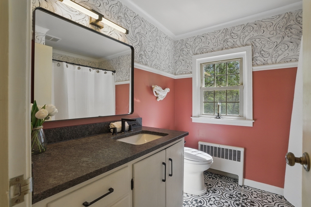 128 Lovell Road Holden, MA 01520 - Photo 26 of 36 Gallery Image 26
