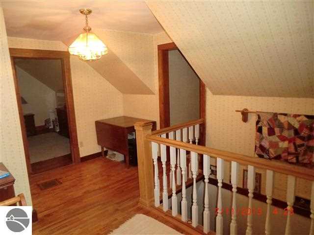 5627 River Road Benzonia, MI 49616 - Photo 30 of 68 1748844-29.JPG