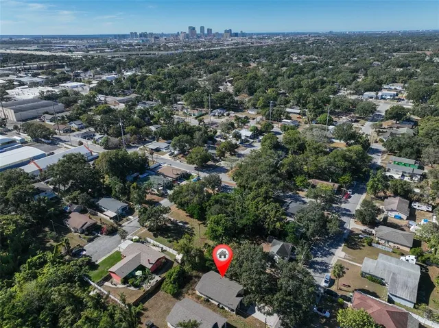 $2,150 | 3611 Bishop Eddie Newkirk Way, Tampa, FL 33605