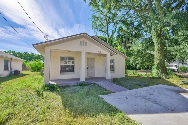 $2,150 | 3611 Bishop Eddie Newkirk Way, Tampa, FL 33605