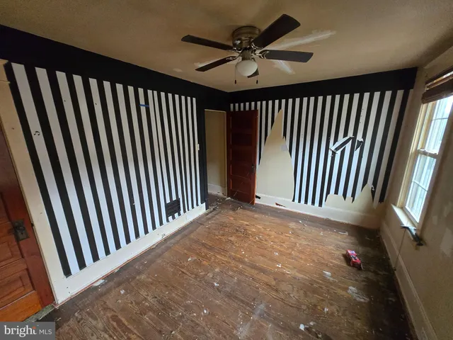 $99,900 | 607 East Market Street, Pottsville, PA 17901