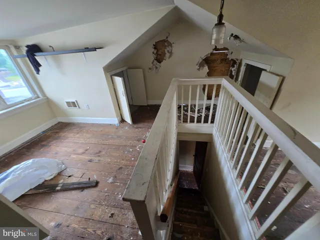 $99,900 | 607 East Market Street, Pottsville, PA 17901