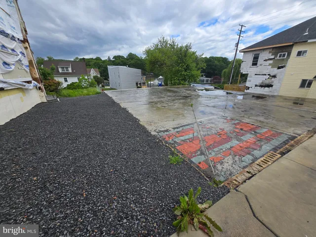 $99,900 | 607 East Market Street, Pottsville, PA 17901