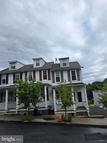 $99,900 | 607 East Market Street, Pottsville, PA 17901