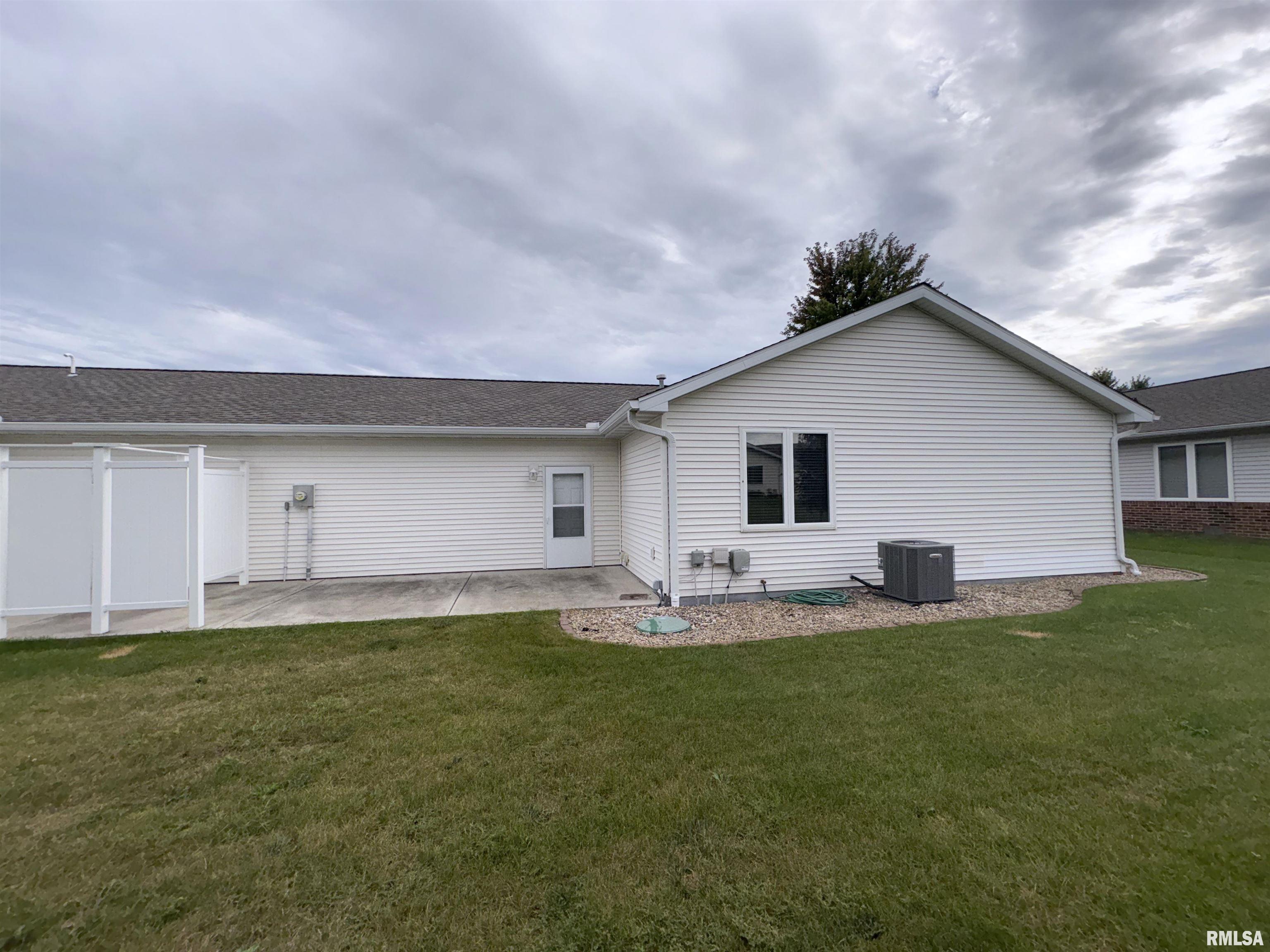 203 Easy Street Washington, IL 61571 - Photo 41 of 46 Gallery Image 41