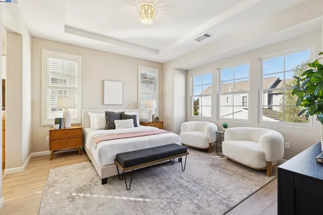 $1,688,000 | 5 Cornelius Square, Alameda, CA 94501