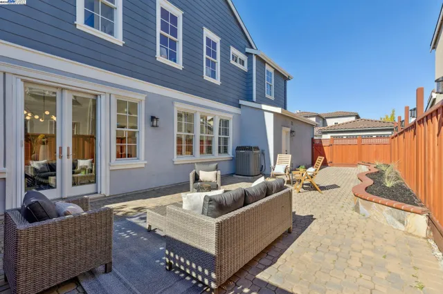$1,688,000 | 5 Cornelius Square, Alameda, CA 94501