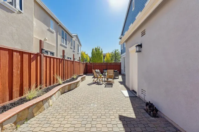 $1,688,000 | 5 Cornelius Square, Alameda, CA 94501